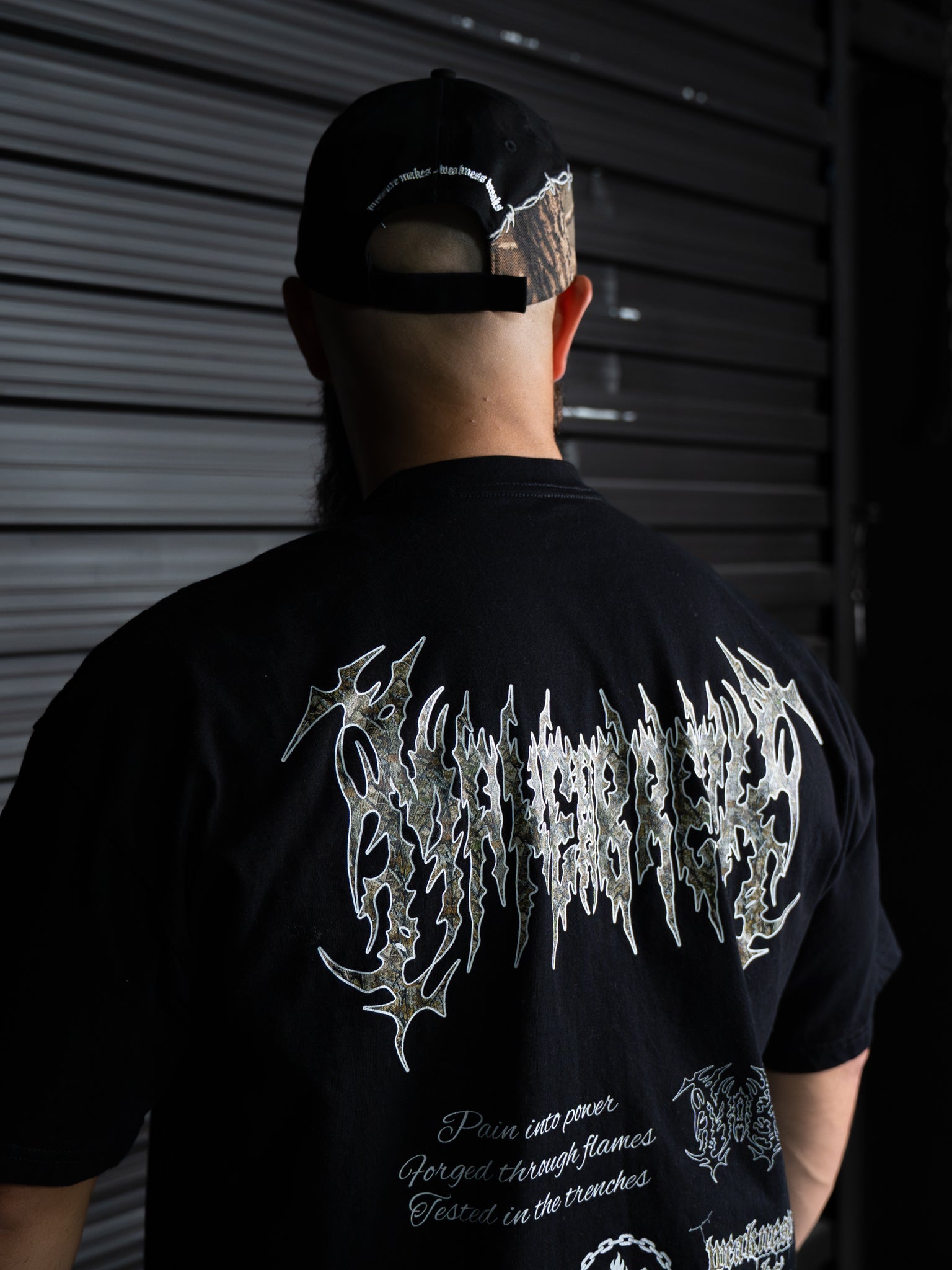 STRENGTH CLUB TEE - BLACK/CAMO