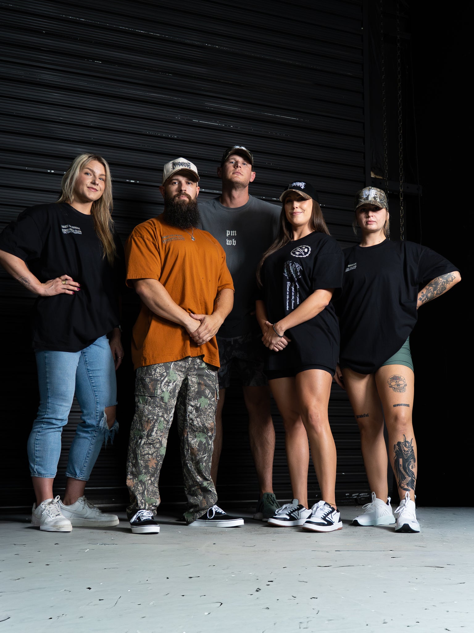 STRENGTH CLUB TEE - RUST/CAMO