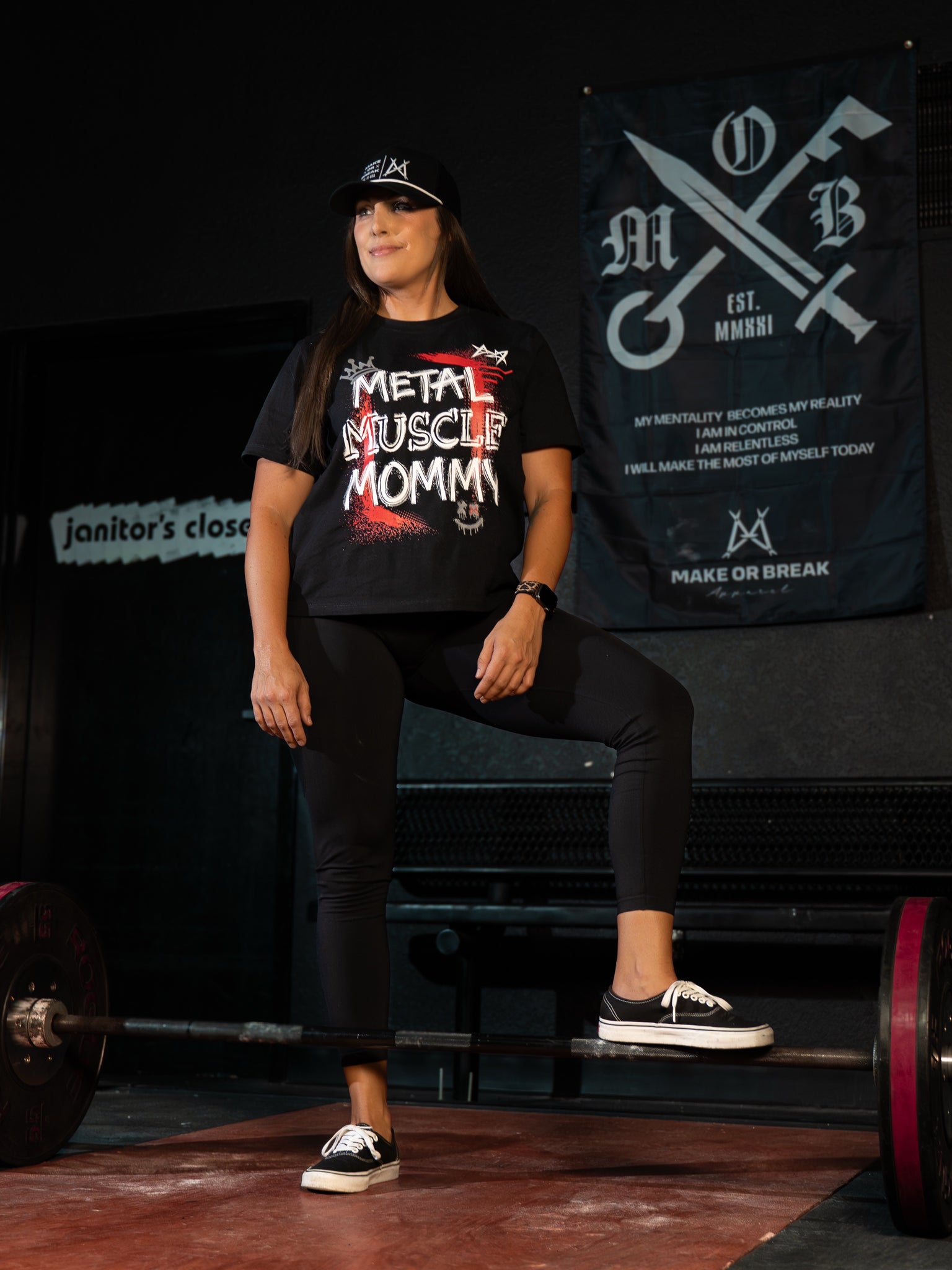 METAL MUSCLE MOMMY - ASHLEY'S VERSION - WOMEN'S HEAVYWEIGHT T-SHIRT