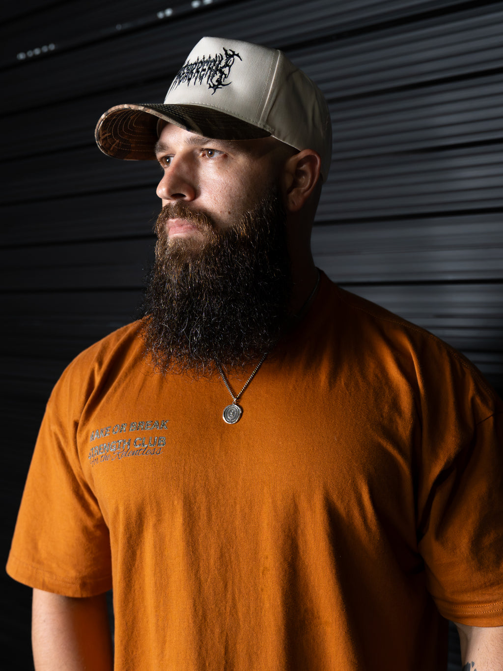 STRENGTH CLUB TEE - RUST/CAMO