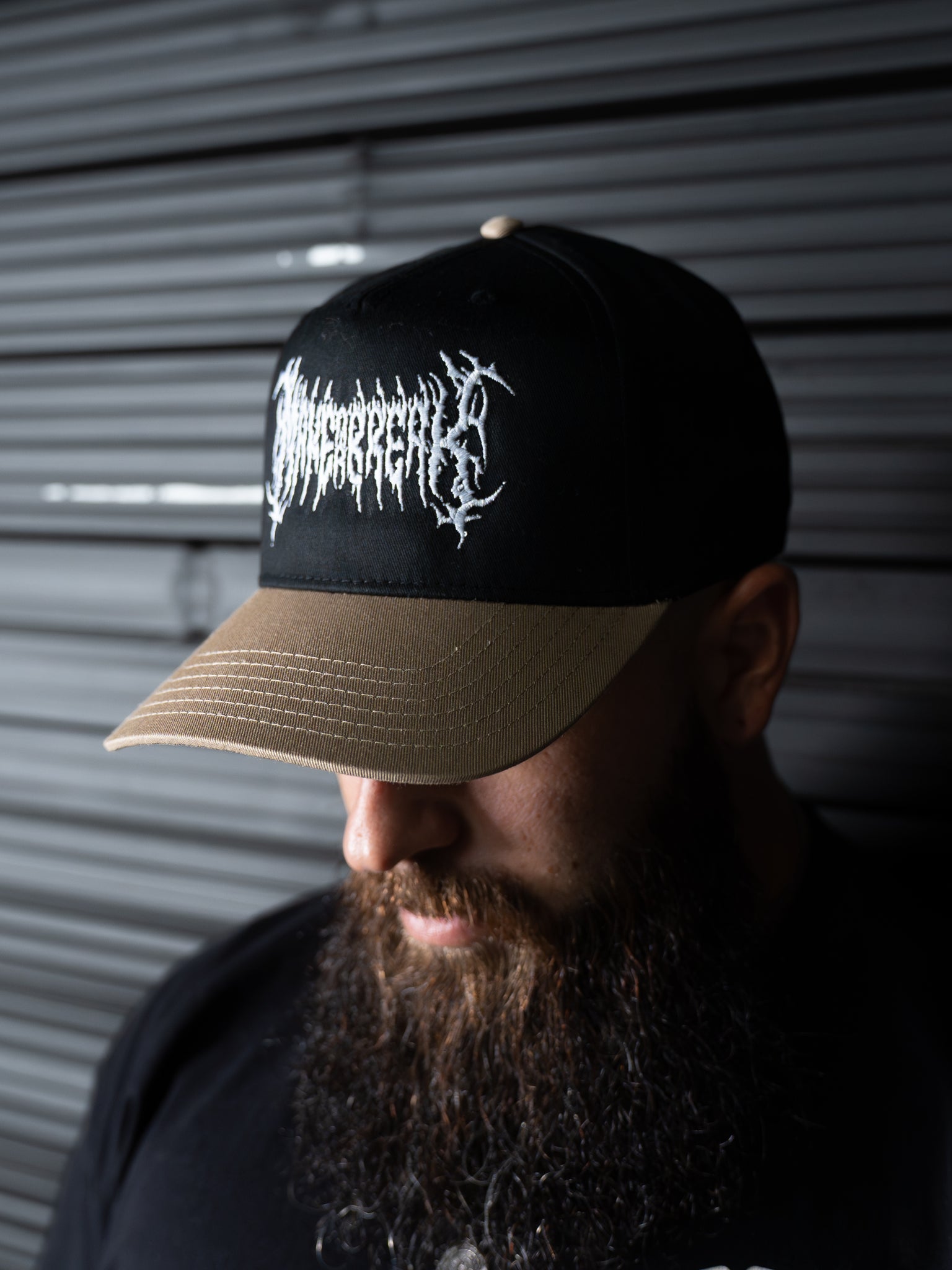 METALCORE SNAPBACK HAT - BLACK/TAN