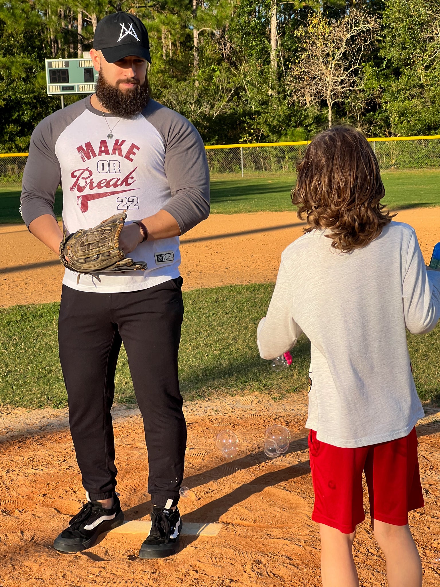 GAME DAY LONG SLEEVE